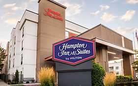 Hampton Inn & Suites Seattle-Downtown